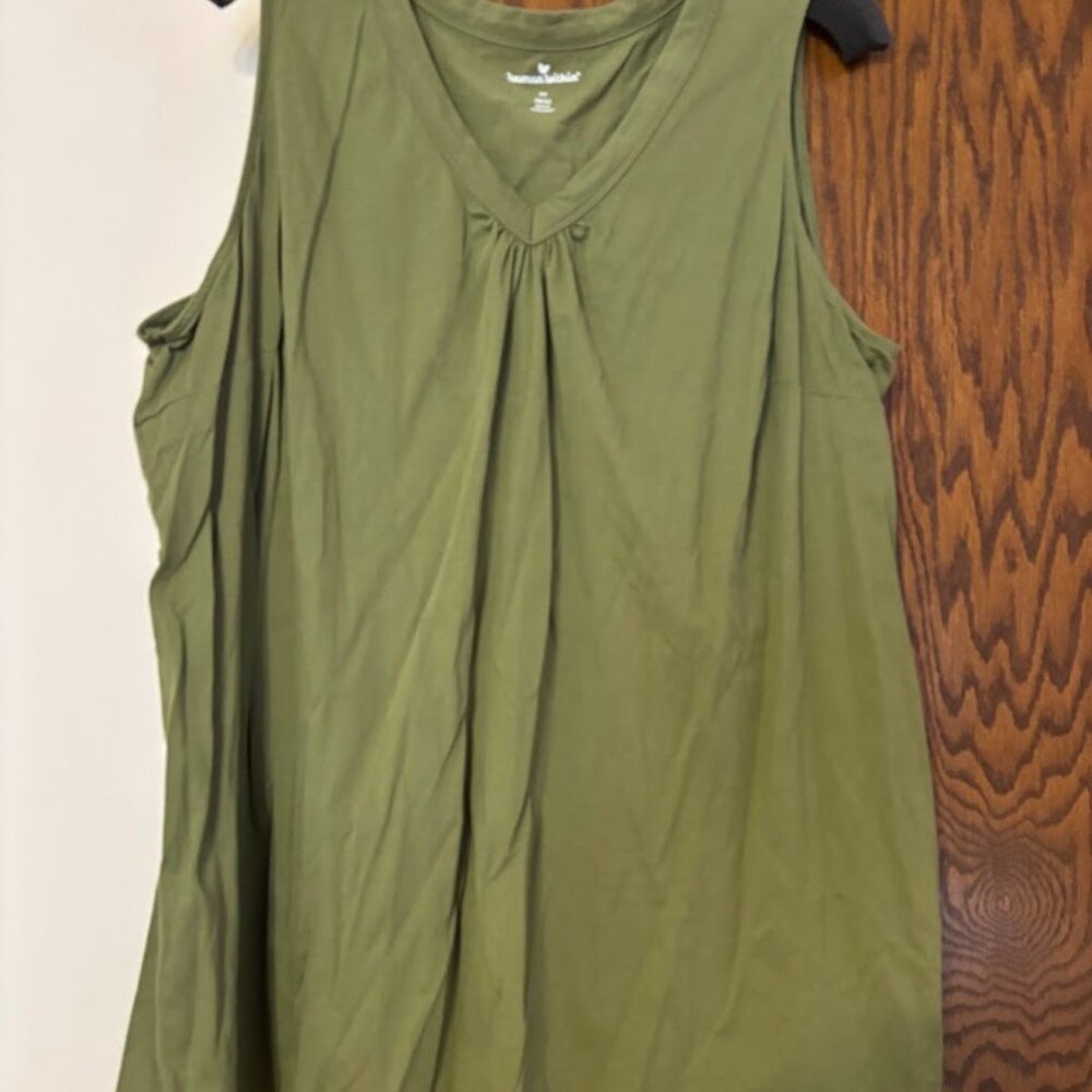 Beautiful Green Color Shell by Women Within (3x) for any occasion